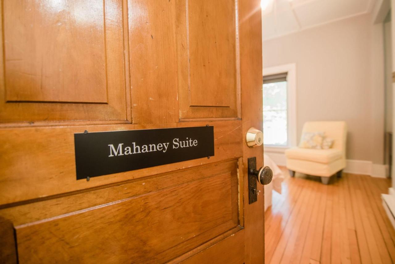 Mahaney Suite BW Boutique Hotel Central Lake Esterno foto